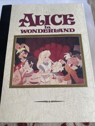Disney Watch Collector Club Limited Edition Series Ii Alice In Wonderland Read