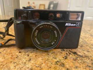Vintage Nikon L35AF 35mm f/2.  8 Lens Point & Shoot Film Camera ONLY Japan 2