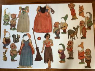 Vintage 1938 Walt Disney Snow White & Seven Dwarfs Cut Out Dolls & Paper Clothes