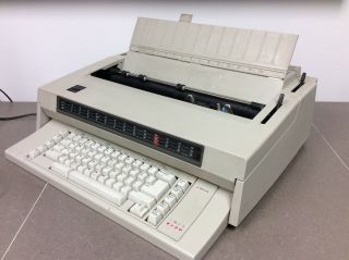 Vintage Ibm Wheelwriter 3 Electronic Typewriter Usa 5441 451s