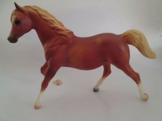 Breyer Horse 4 - Running Mare Sugar 1176 - Chestnut Sorrel (foal Not)