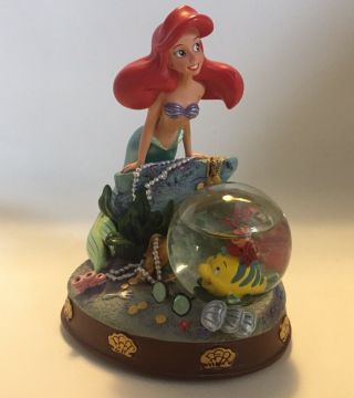 2009 Disney Store Little Mermaid Snow Globe Ariel Flounder Sebastian Treasures