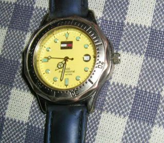 Vintage Tommy Hilfiger 1500 Professional 200 Meters Wristwatch Battery,  Date