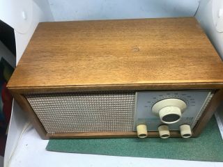 Vintage Klh Model Twenty One 21 Fm Table Radio Walnut Cabinet,