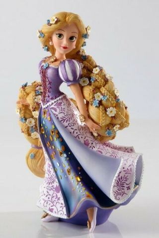 Disney Showcase Couture De Force Rapunzel From Tangled Figurine