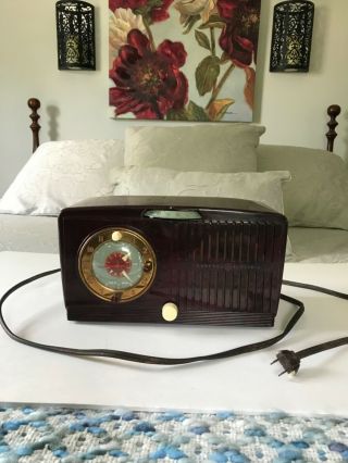 Mid Century Modern General Electric Alarm Clock Radio 1940s/1950s