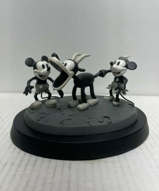 Disney Steamboat Willie Le 1000 Mickey Mouse Minnie 80th Anniversary Figurine