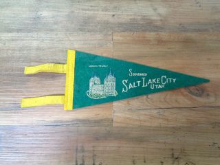Vintage Souvenir Of Salt Lake City,  Utah Mormon Temple Felt Pennant 9 " (sa)