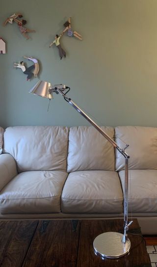 Vintage Artemide Tolomeo Classic Table Drafting Lamp W/ Base Silver