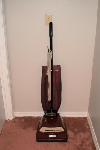 Hoover Vintage Supremacy Upright Vacuum Model U4719 - 900