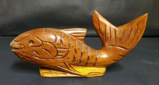 Vintage Wooden Fish,  Hand Carved In Haiti.  Detail.  9 1/2 " Long.  Pre - Owned.