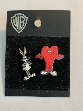 Warner Brothers Studios Looney Tunes Bugs Bunny And Gossamer Set Pin (b)