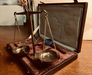 Vintage Antique Brass Jewellery Balance Scale With Velvet Box & Weights.  Lovely