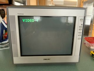 Vintage Sony Kv - 13fm12 13 " Crt Television - Silver - Color Tv - Trinitron - 2001