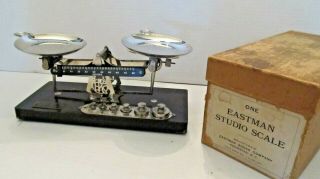 Antique Eastman Kodak Studio Scale Avoirdupois Weight And Box Balance