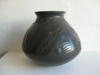Vtg Mata Ortiz Casas Grandes Black Pottery Vase Jar Olla Pot Signed Jss