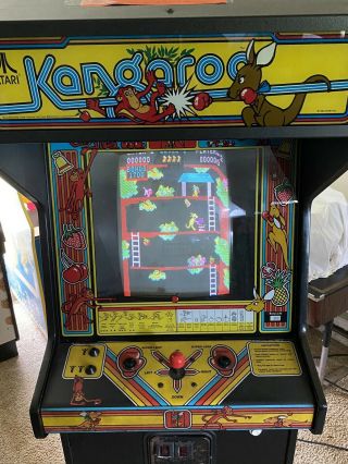 1982 ATARI KANGAROO Arcade Machine 100 Game - FUN HTF TITTLE 2