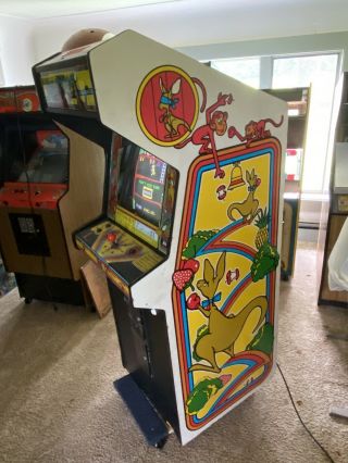 1982 ATARI KANGAROO Arcade Machine 100 Game - FUN HTF TITTLE 4