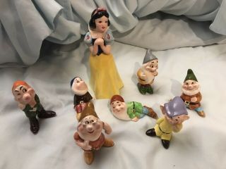 Vintage Walt Disney Japan Snow White And The Seven Dwarfs Porcelain Figurine Set