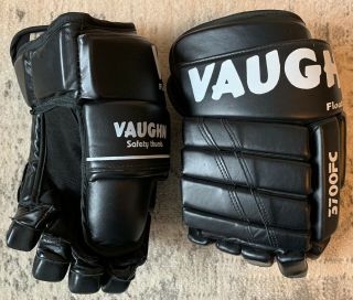 Vintage Vaughn 3700fc Hockey Gloves - Leather 15 " - Vintage