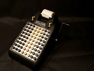 Vintage Victor Champion Hand - Crank Adding Machine W/ Hard Case
