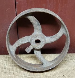 Vintage Rusty 6.  5” Industrial Cast Iron Pulley Sprocket Steampunk Diy Lampshade