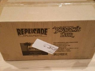 Dragons Lair Replicade Wave Toys 1/6 Scale Arcade Machine Cabinet