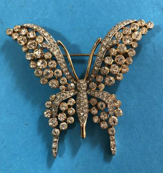 VINTAGE signed TRIFARI BUTTERFLY PIN gold tone metal clear rhinestones 2