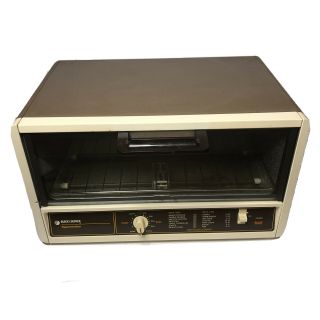 Vtg 80s Black & Decker Spacemaker Under Cabinet Toaster Oven