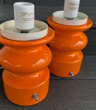 Pair Vintage Orange Ceramic Mid Century Modern Lamps Underwriter Laboratories