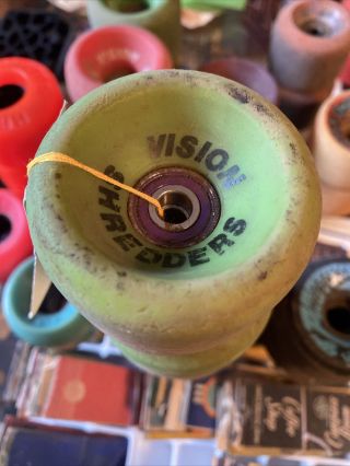 Vission Shredders Vintage Skateboard 1980s Wheels 62mm Purple Bearings