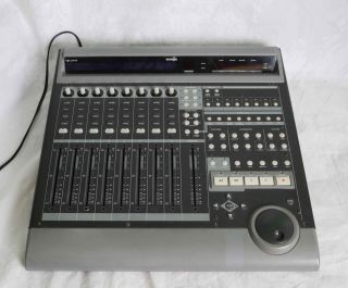 Mackie Control Universal 8 - Channel Midi Mixer Daw Control Surface Spares Or Repa