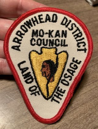 Bsa Boy Scout Arrowhead District Patch Mo - Kan Council Land Of The Osage Badge