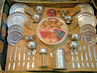 Vintage Aluminum Child ' s Lazy Susan Set Like Mothers By Mirro 36 pc,  13 3