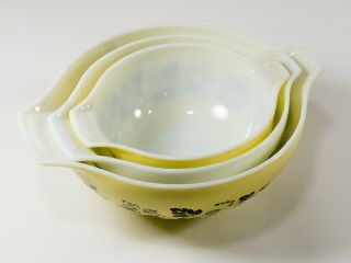 Vintage 3 Piece Pyrex Gooseberry Cinderella Nesting Bowls,  Black On Yellow/White 2