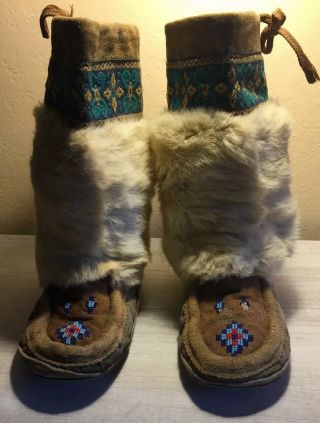 Vintage Native American Indian Suede Rabbit Fur Beaded Moccasins Calf High Sz 8