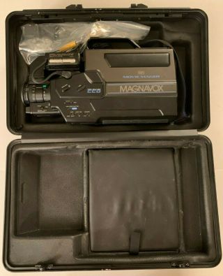 Vintage Magnavox Vhs Movie Maker Video Camera With Charger & Case