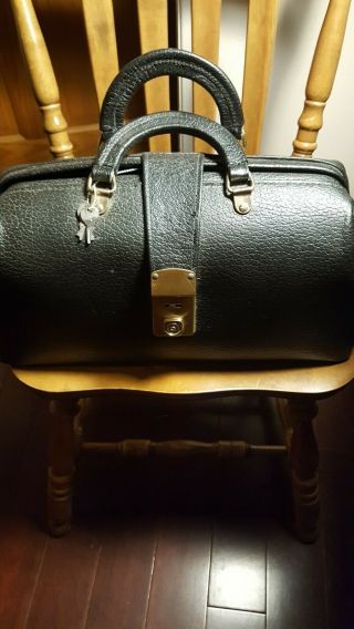 Vintage / Antique Cheney England Black Leather Doctor Dr Bag With 2 Keys
