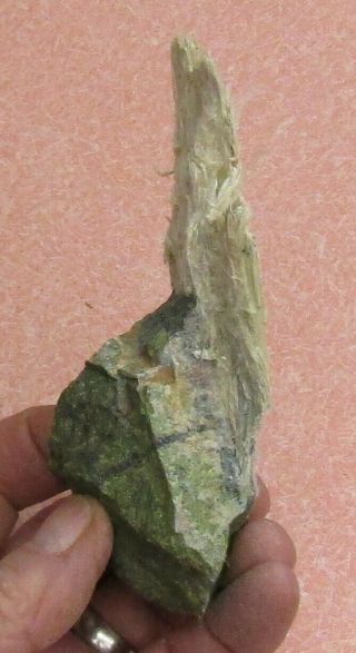 LARGE MINERAL SPECIMEN OF CHRYSOTILE ON ANTIGORITE FROM CONVERSE CO. ,  WYOMING 2