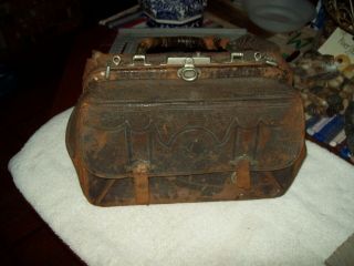 Very Old Antique Vintage Medical Doctor Bag Leather
