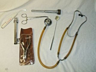 Vintage Medical Tools Came Out A Medical Bag From The 1950 