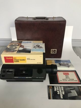 Vintage Kodak 4600 Carousel Slide Projector W/ Lens,  Remote Manuals.