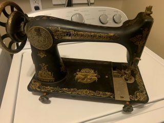 Singer 128k Hand Crank Sewing Machine 1913