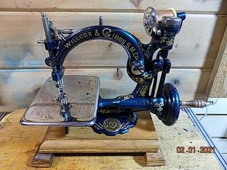 Antique Hand Crank Scallop Base Willcox Gibbs Sewing Machine.  Restored 1895