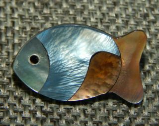Antique Vtg Mosaic Mother Of Pearl Shell Button Fish Apx:1 " 1238 - F