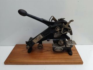 Junker & Ruh Sd 28 Cobbler Leather Shoemaker Saddle Maker Sewing Machine 1900 