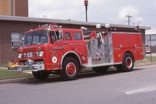 Hampton Va Engine 4 19?? Ford C Atlas Pumper - Fire Apparatus Slide