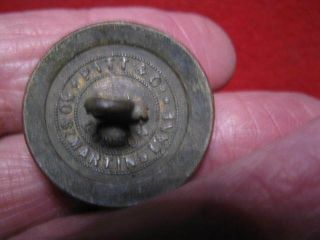 DETECTING FINDS LARGE BOAR HEAD LIVERY BUTTON 25MM 2