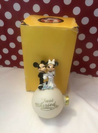 Disney Parks Mickey And Minnie Mouse Bride/groom Just Married Wedding Ornament