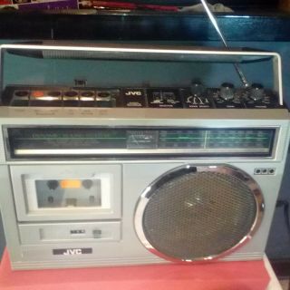 Jvc Radio Cassette Recorder Vintage Jvc Rv - 343jw Ac 240/220/120 Dc9vmade Injapan